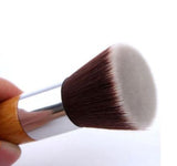 Top Brush Foundation
